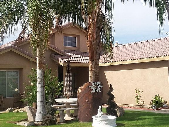 3rd image of 46859 S Bonnie Cir