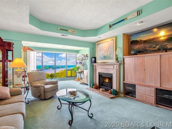 37 La Jolla Dr Unit 3A, Lake Ozark, MO 65049