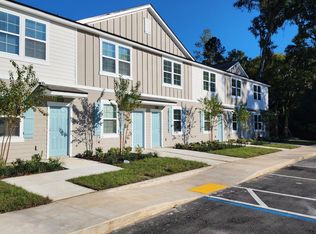 8409 Zenith Cir, Jacksonville, FL 32256