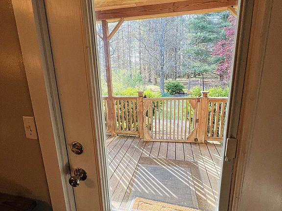 32nd image of 233 Taylor Lake Rd