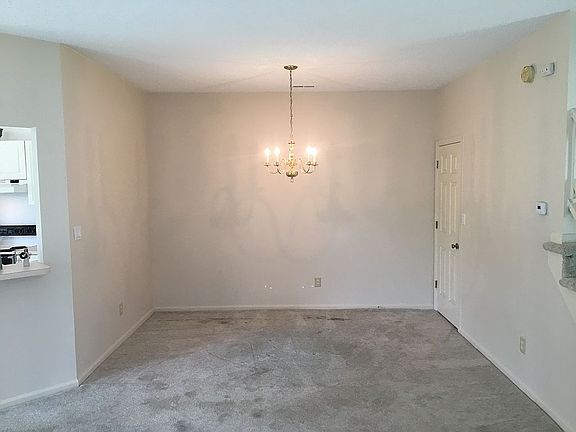 2nd image of 907 Willow Poin
