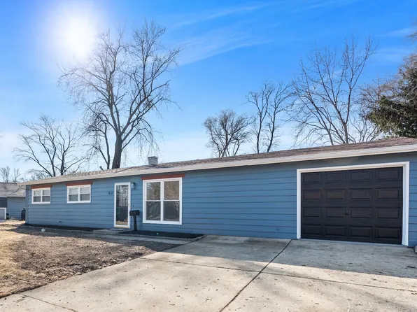 40 Chatham Pl, Montgomery, IL 60538