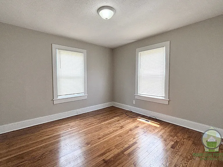 14 Crystal Ave — Photo 11