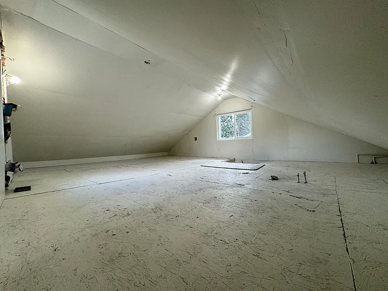 1214 Hardt St #C — Photo 7