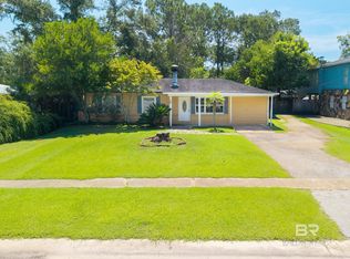 2331 S Dog River Dr, Mobile, AL 36605