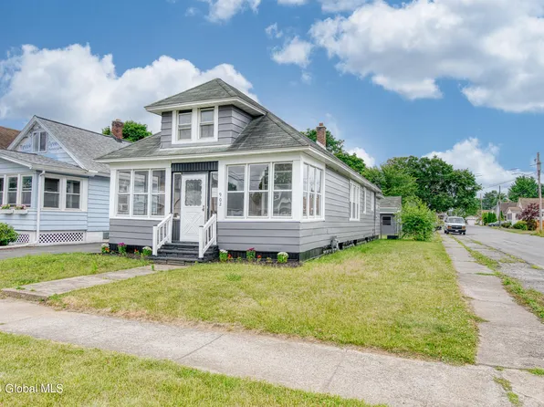 902 Vischer Avenue, Rotterdam, NY 12306