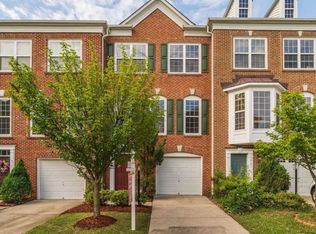 8189 Singleleaf Ln, Lorton, VA 22079