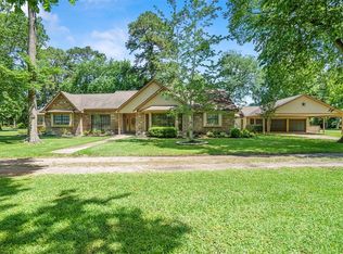 8702 Shadow Ln, Magnolia, TX 77354