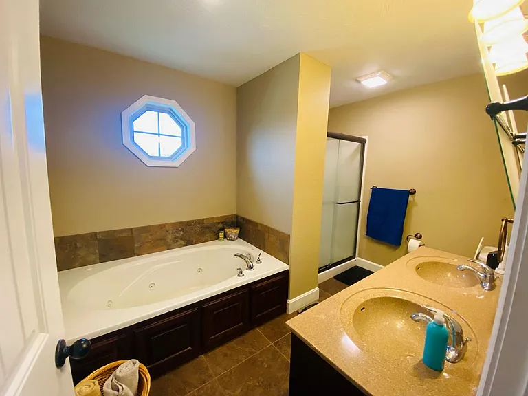 16344 Heartland Ln — Photo 6