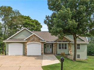2929 Venus Ave, Eau Claire, WI 54703