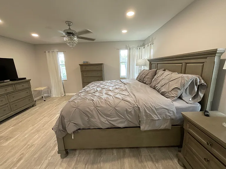 5574 Royal Lake Cir — Photo 31