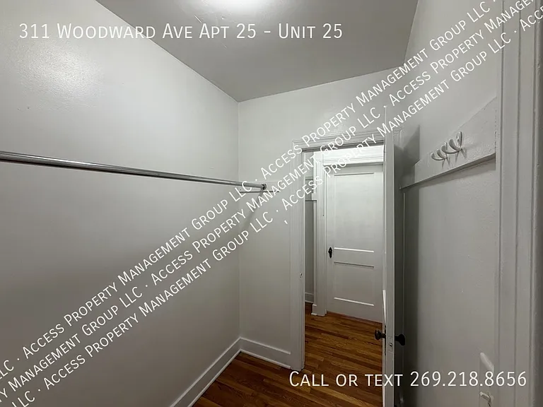 311 Woodward Ave #25 — Photo 8