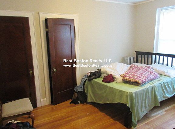3rd image of 119 College Ave APT 20