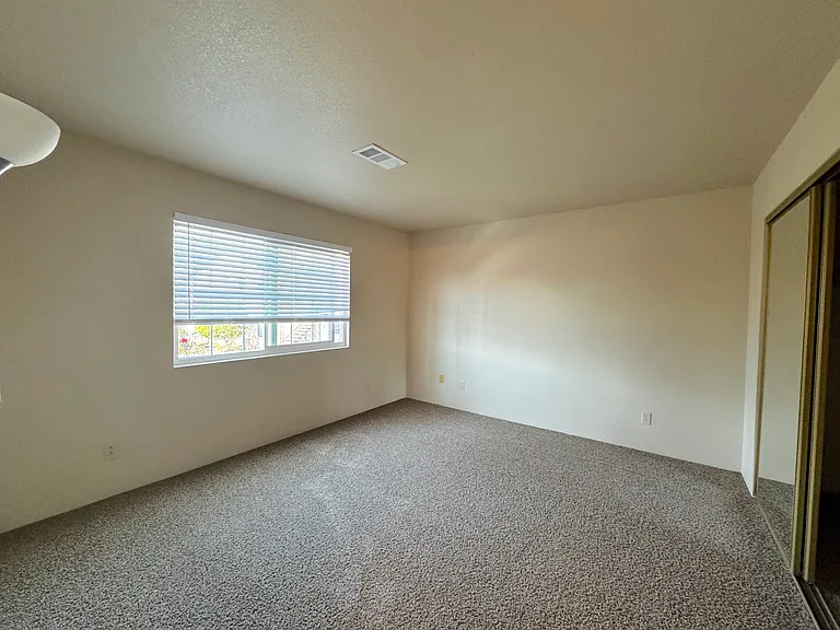 1281 Burton Ct #1 — Photo 10