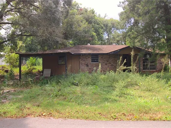 1039 Vick Maddie St, Simmesport, LA 71369
