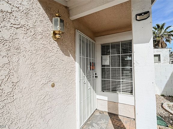 6568 Gazelle Dr, Las Vegas, NV 89108 | MLS #2565445 | Zillow