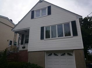 51 Paragon Rd, West Roxbury, MA 02132