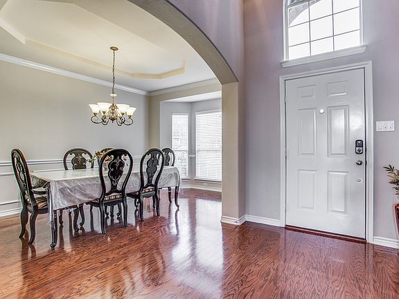 210-gatehouse-dr-red-oak-tx-High-Res-3.jpg