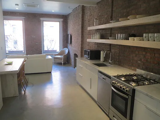 Rented by Owner | media 140