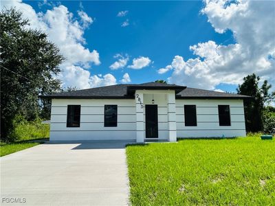 2815 4th St SW, Lehigh Acres, FL, 33976