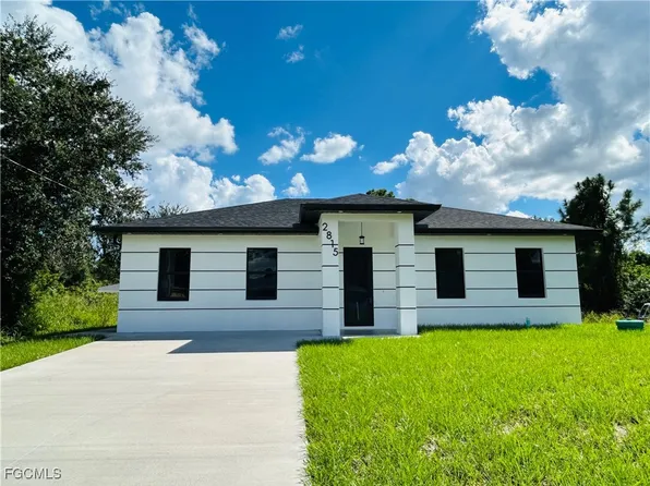 2815 4th St SW, Lehigh Acres, FL 33976