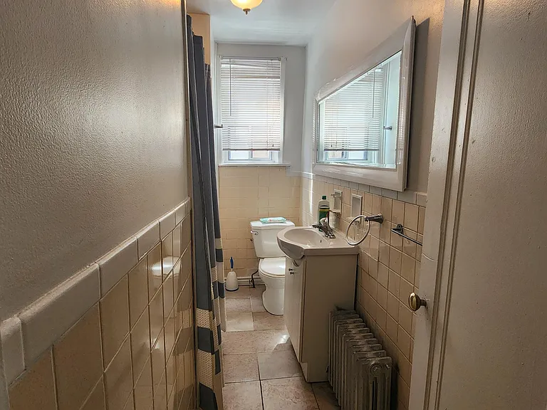 150 Robert St #1 — Photo 7
