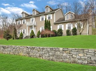 97 Brookfield Rd, Seymour, CT 06483