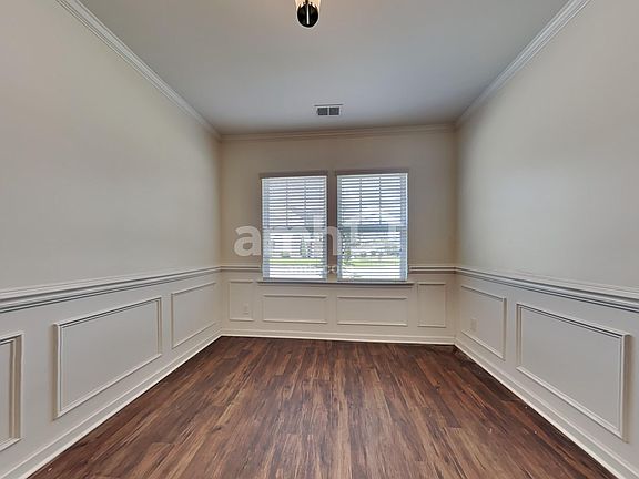 5th image of 138 Blackwater Way