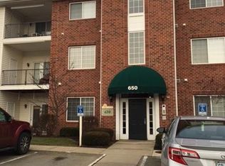 650 Hidden Ridge Ct APT 101, South Park, PA 15129
