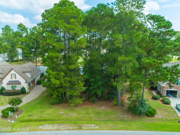 614 Stanton Hall Drive NW, Calabash, NC 28467