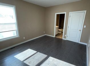 34 S Tuxedo St #3, Indianapolis, IN 46201