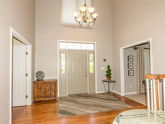 5th image of 7959 Eagleridge Dr