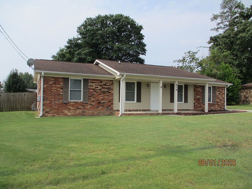 1st image of 616 Langley Ct