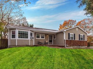 84 4th St, Ronkonkoma, NY 11779