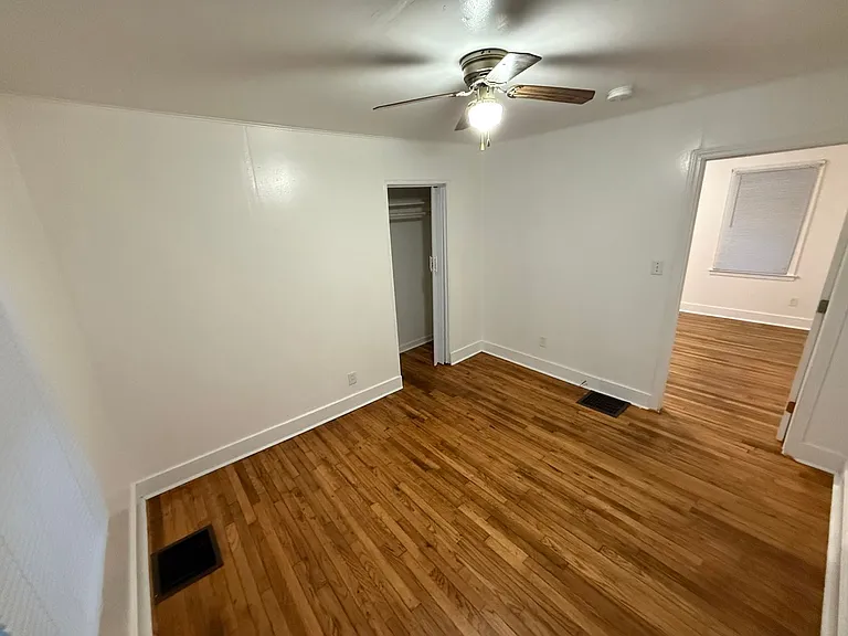 3315 Valley Dr — Photo 10