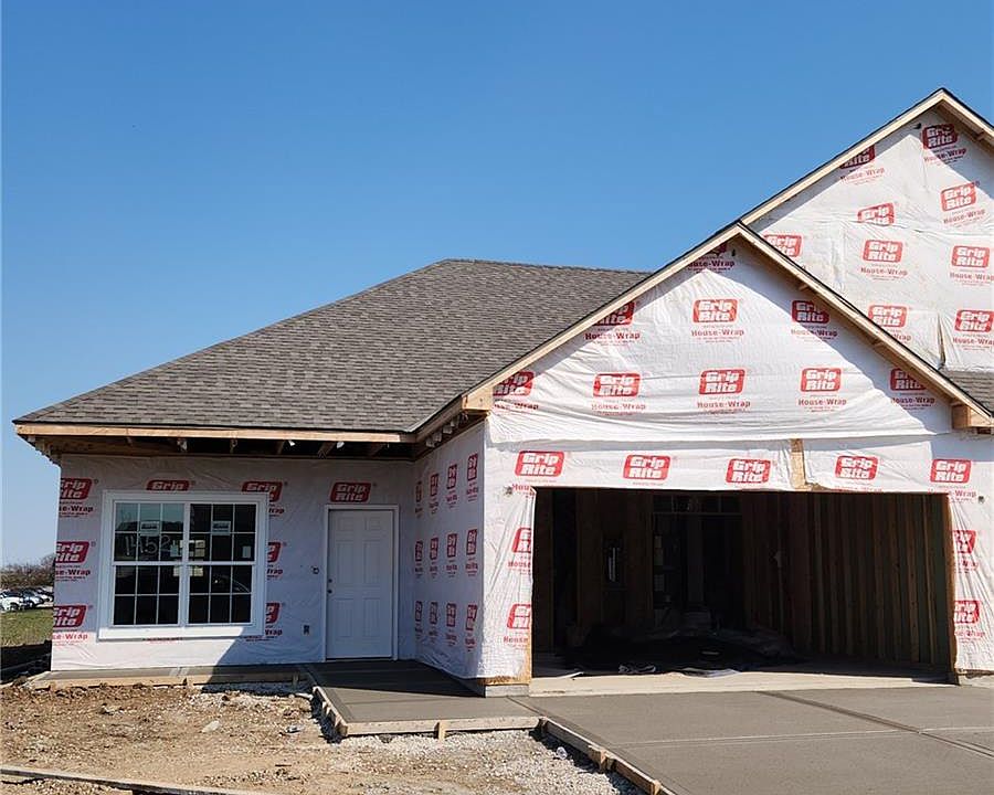 2nd image of 1452 Villa Ln