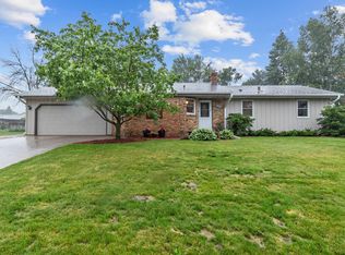 2927 Howard St N, Maplewood, MN 55109