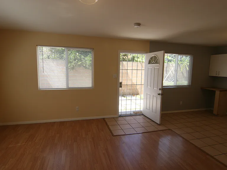 24604 Eshelman Ave — Photo 8