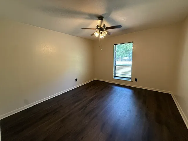 2909 FM 1844 — Photo 10