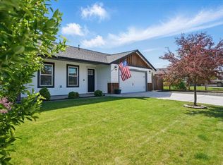 322 Bluegrass Dr, Culver, OR 97734