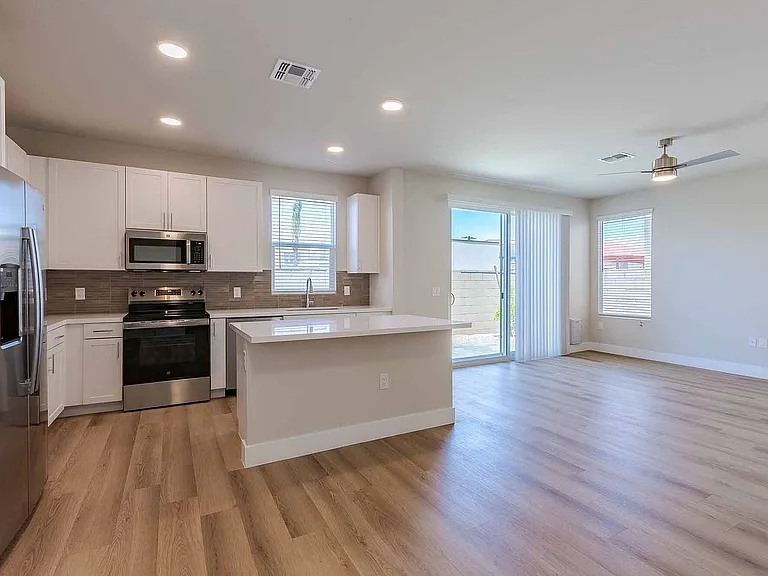 Summerwell Peoria Place — Photo 20