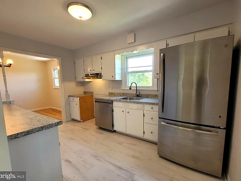 316 S Miller St — Photo 12