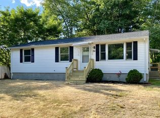 24 Vincent St, Springfield, MA 01129