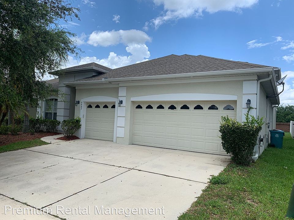 8487 Lake Windham Ave, Orlando, FL 32829 | Zillow