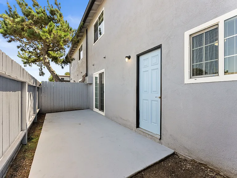 Villa Del Sol Apartments — Photo 18