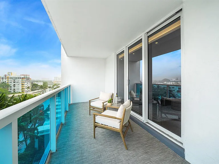 2301 Collins Ave #630 — Photo 11