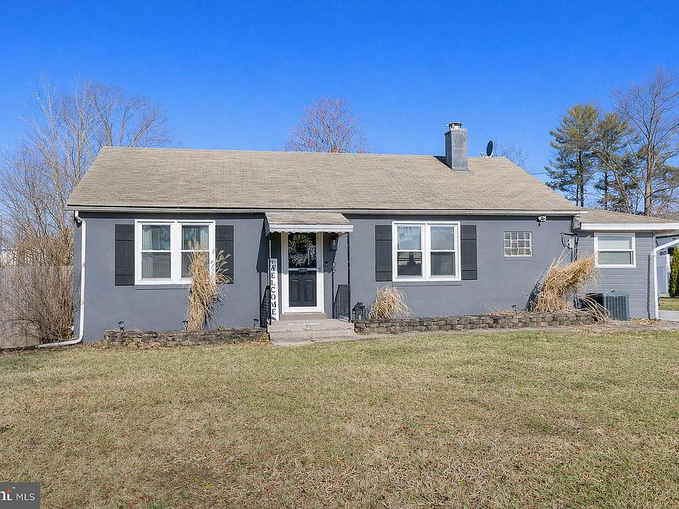 1st image of 105 N Trooper Rd