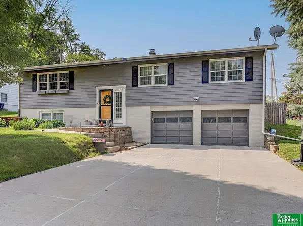 10311 Ohio St, Omaha, NE 68134