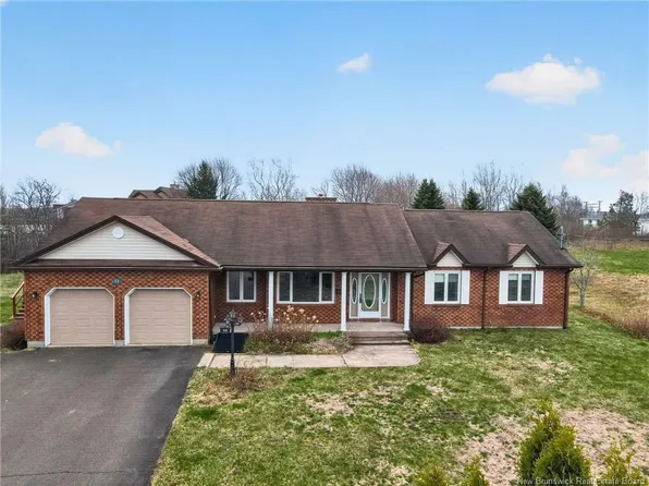 35 Louis Bourg Rd, Bouctouche, NB E4S 3N6