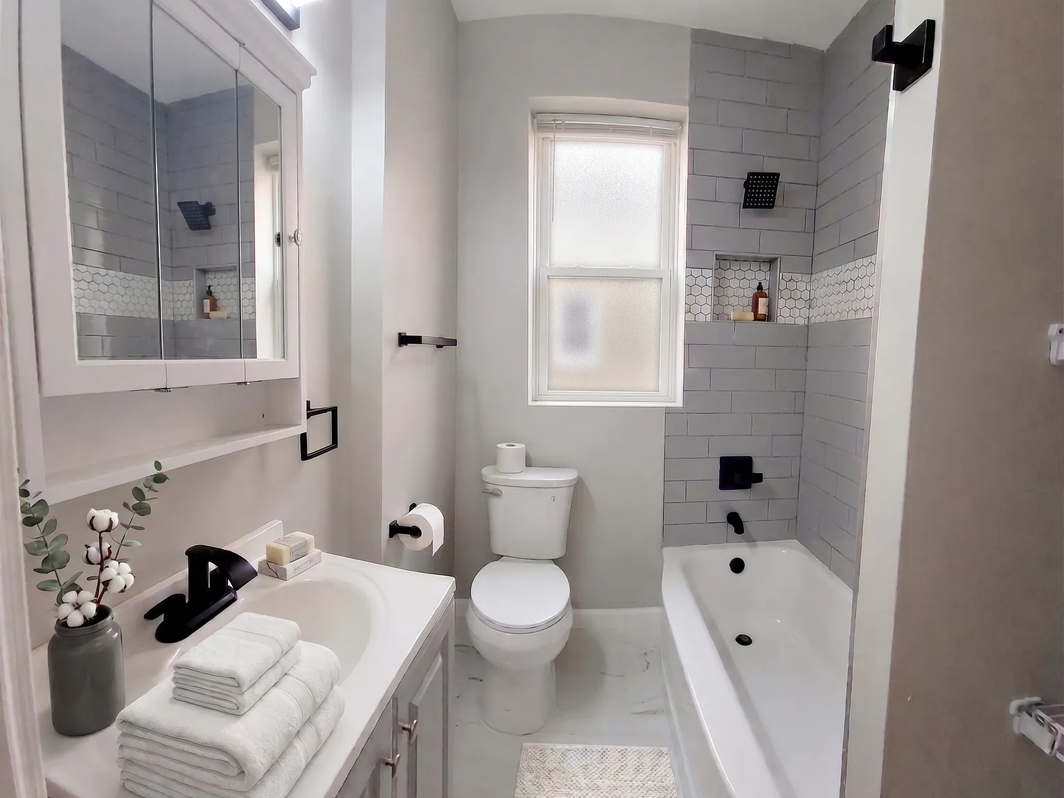 1 bed, 950 sqft, $995 — Photo 4